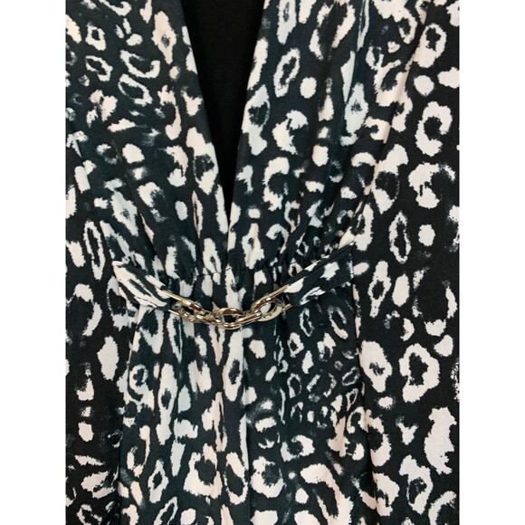 Jason Maxwell Women's Black White Animal Print Top Blouse Size Small USA Made - Picture 2 of 6
